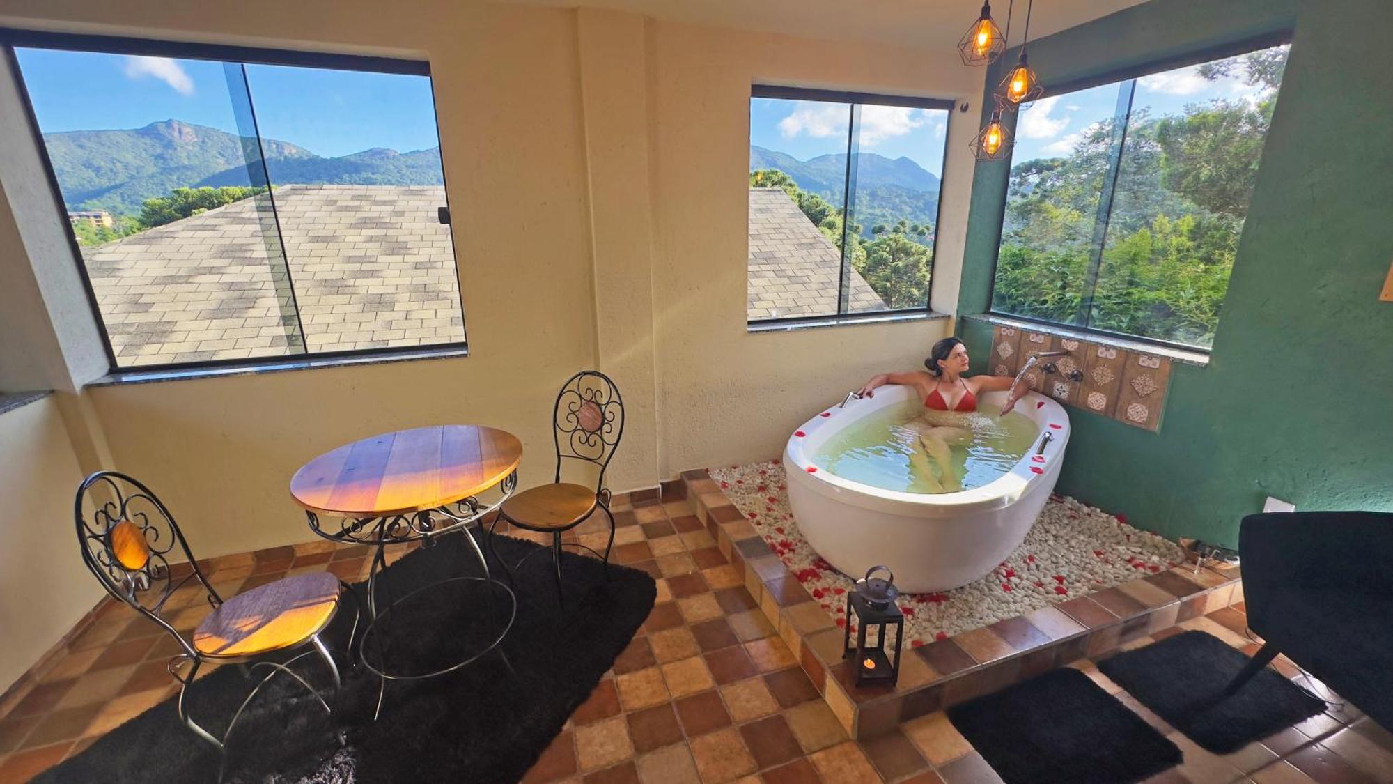 Chales Mirante Das Pedras มงชิแวร์จิ ภายนอก รูปภาพ